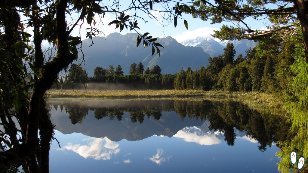 Matheson Lake, costa oeste da Nova Zelândia